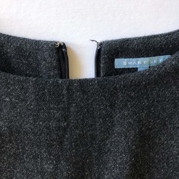 Smart Set 𝅺midi wool dress with lace trim - Picture 4 of 8